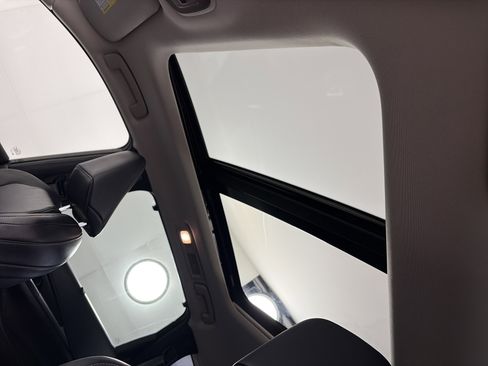 Used 2022 INFINITI QX60 Sensory image 18