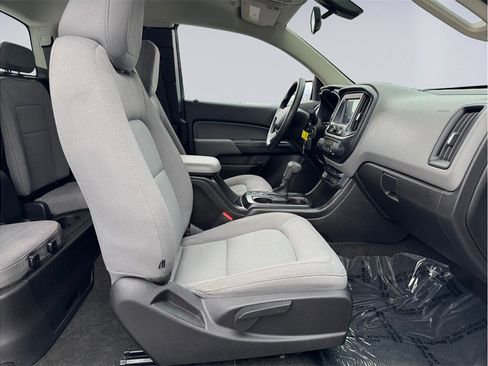 Used 2018 Chevrolet Colorado W/T w/ WT Convenience Package image 17