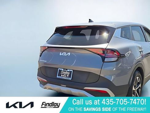 Certified 2023 Kia Sportage EX FWD image 5