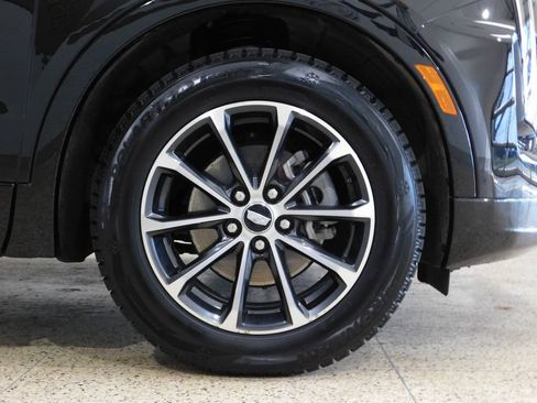 Used 2024 Cadillac XT4 Sport w/ LPO, Floor Liner Package AWD/4WD image 99