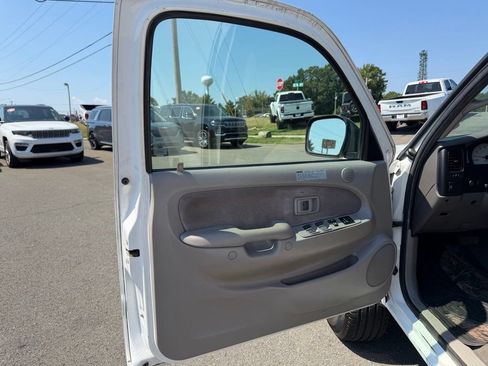 Used 2004 Toyota Tacoma 4x4 Double Cab w/ Convenience Pkg image 12