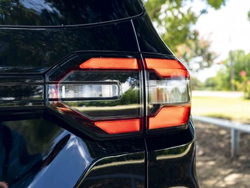 Used 2026 Honda Pilot Black Edition image 13