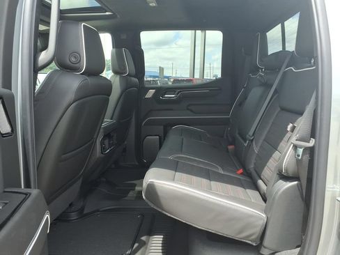 New 2026 GMC Sierra 1500 AT4X AWD/4WD image 15