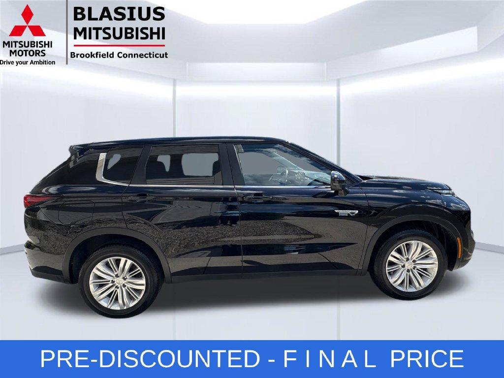 Used 2025 Mitsubishi Outlander ES AWD/4WD image 7