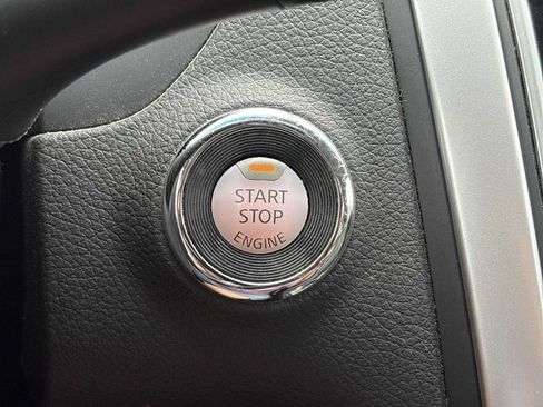 Used 2016 Nissan Altima 2.5 SL FWD image 16