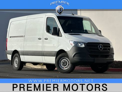 Used 2019 Mercedes-Benz Sprinter 144 Cargo image 1