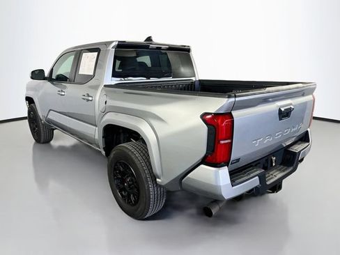 Used 2025 Toyota Tacoma SR5 RWD image 6