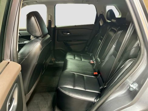 Used 2023 Nissan Rogue SL w/ SL Premium Package FWD image 26