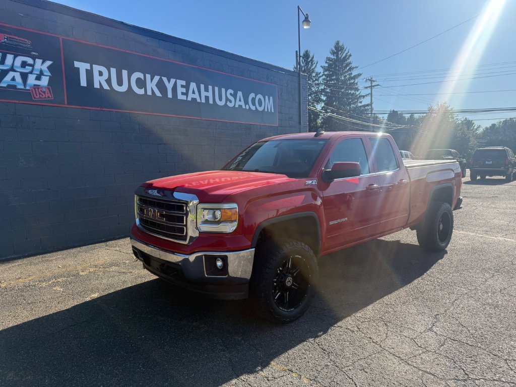 Used 2015 GMC Sierra 1500 SLE w/ SLE Value Package AWD/4WD image 1