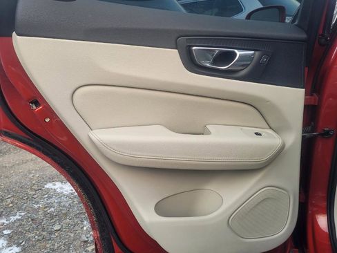 Used 2018 Volvo XC60 T5 Inscription image 34