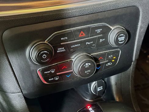 Used 2020 Dodge Charger Scat Pack w/ Navigation & Travel Group image 25