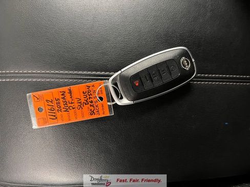Used 2025 Nissan Pathfinder SV FWD image 59