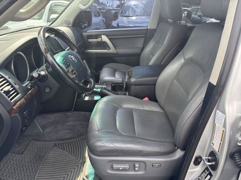Used 2010 Toyota Land Cruiser AWD/4WD image 8