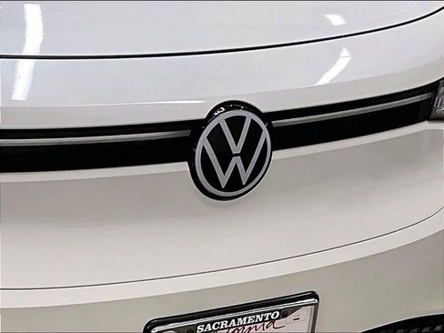 Used 2023 Volkswagen ID.4 Pro S AWD/4WD image 33