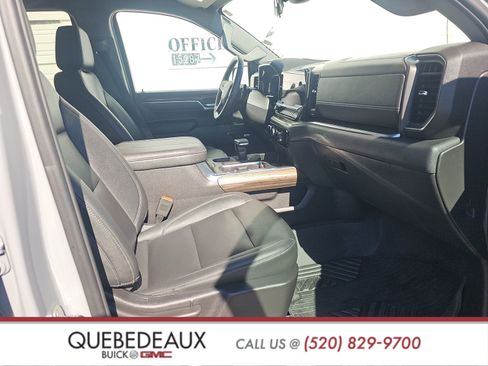 Used 2024 Chevrolet Silverado 1500 LT Trail Boss w/ LT Trail Boss Premium Package image 14