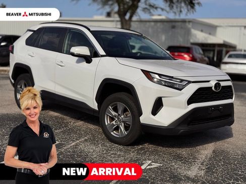 Used 2024 Toyota RAV4 XLE FWD image 1