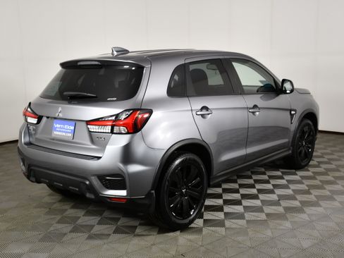 Used 2023 Mitsubishi Outlander Sport LE AWD/4WD image 6