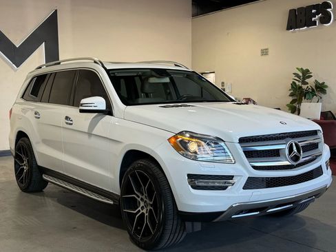 Used 2016 Mercedes-Benz GL 450 4MATIC image 3