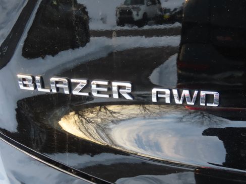 Used 2023 Chevrolet Blazer LT w/ Convenience Package image 16