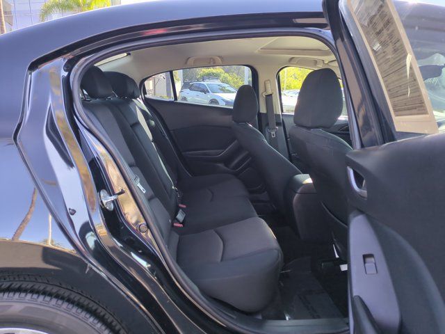 Used 2016 MAZDA MAZDA3 i Touring FWD image 27