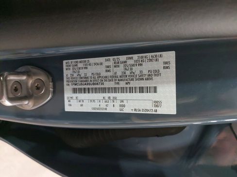 Used 2025 Ford Escape Platinum w/ Premium Technology Package image 74