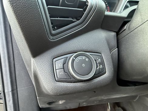 Used 2018 Ford Escape SE w/ SE Sync 3 Package image 14