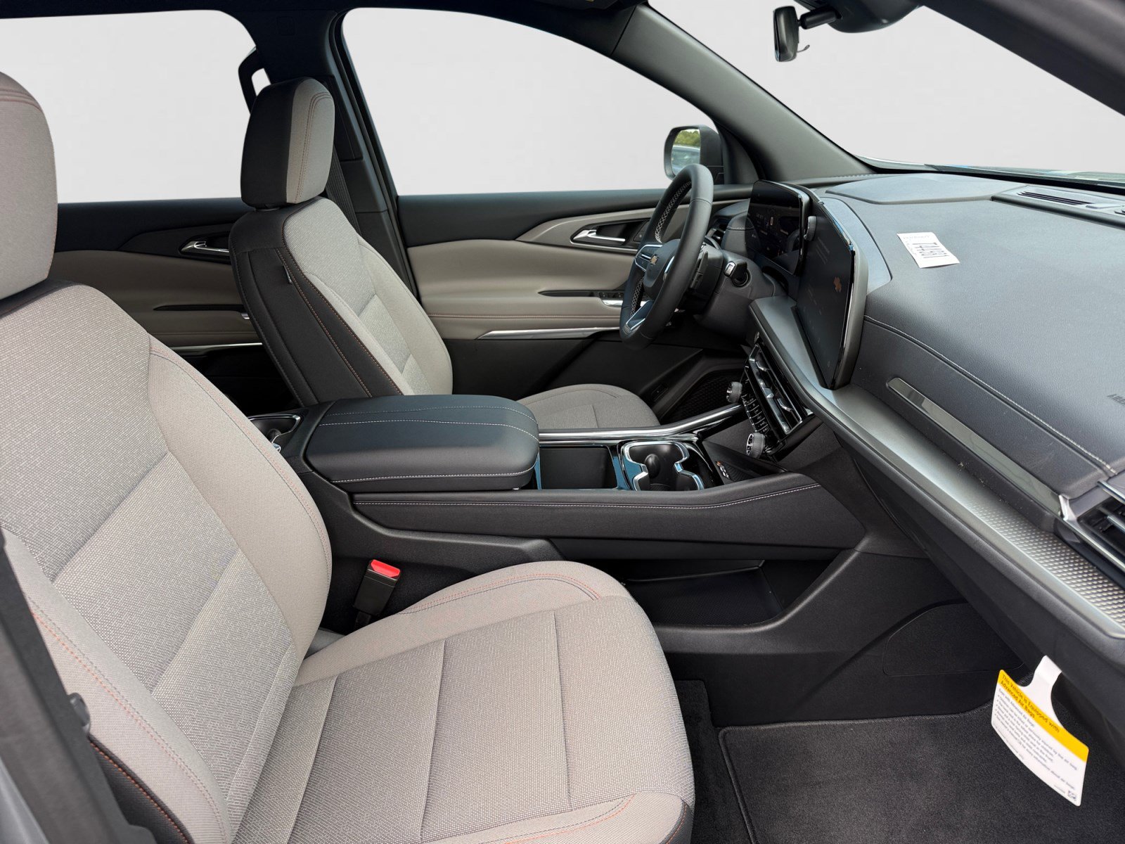 New 2026 Chevrolet Traverse LT FWD image 13