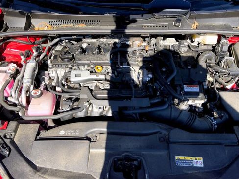 Used 2024 Toyota Prius Prime FWD image 32