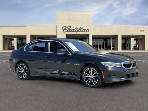 Used 2022 BMW 330e w/ Driving Assistance Package RWD image 3