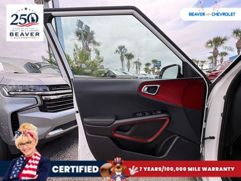 Used 2025 Kia Soul GT-Line w/ GT-Line Technology Package FWD image 23