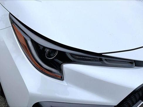 Used 2022 Toyota Corolla XSE image 27