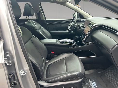 Used 2022 Hyundai Tucson Limited w/ Cargo Package AWD/4WD image 17