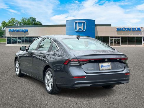Certified 2023 Honda Accord LX image 4