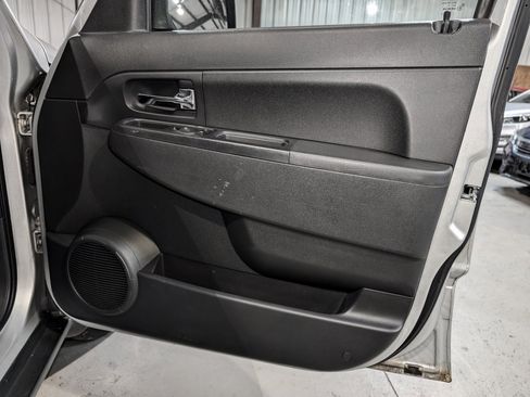 Used 2010 Jeep Liberty Sport w/ Popular Equipment Group image 25