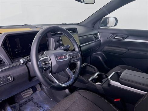 Used 2025 GMC Terrain Elevation image 10