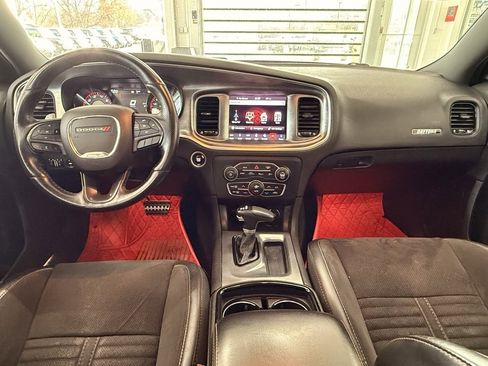 Used 2018 Dodge Charger R/T image 28