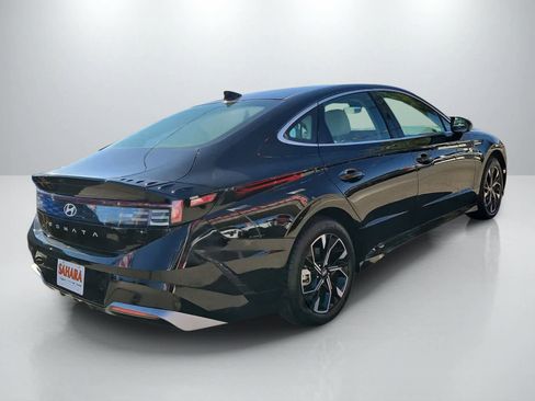 Used 2025 Hyundai Sonata SEL FWD image 11