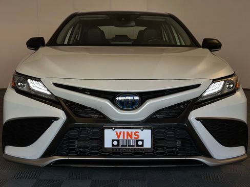 Used 2022 Toyota Camry XSE image 23