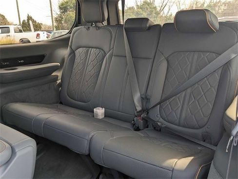 New 2024 Jeep Grand Wagoneer Series III image 22