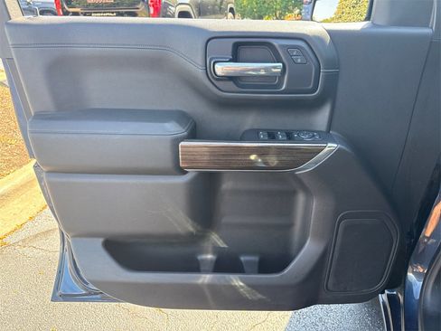 Used 2020 Chevrolet Silverado 1500 LT w/ All-Star Edition image 13