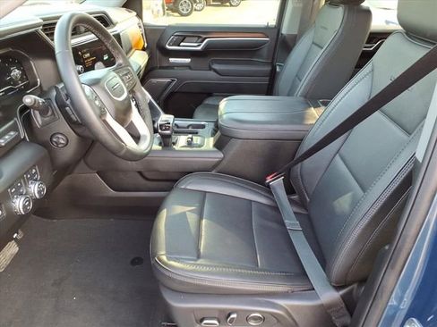 Used 2025 GMC Sierra 1500 Denali w/ Denali Reserve Package AWD/4WD image 5