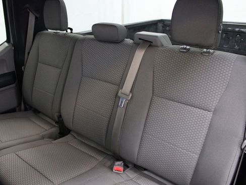 Used 2016 Ford F150 XLT AWD/4WD image 17