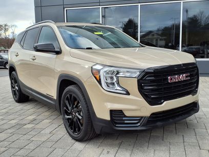 Used 2023 GMC Terrain SLE w/ Driver Convenience Package