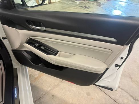 Used 2020 Nissan Altima 2.5 SL AWD/4WD image 32