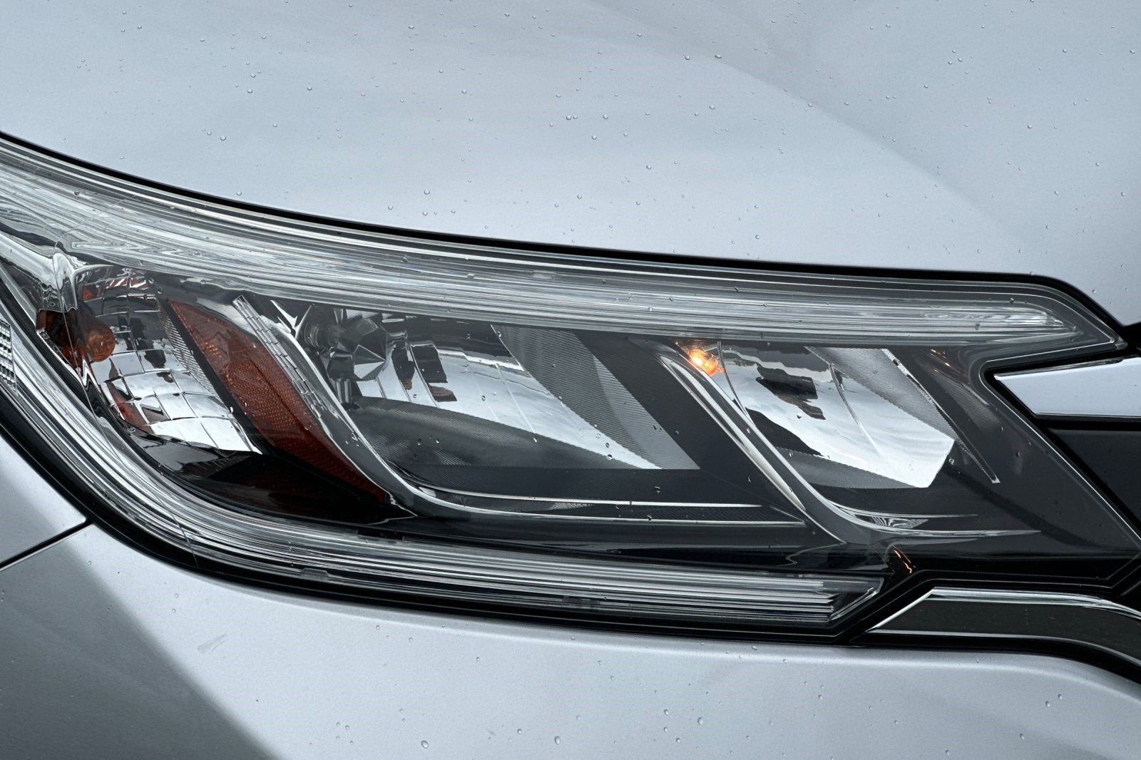 Used 2016 Honda CR-V LX image 12