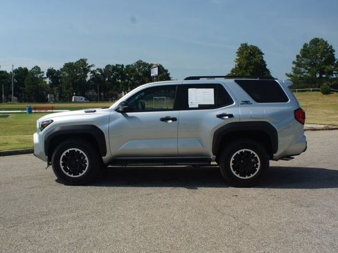 Used 2026 Toyota 4Runner TRD Off-Road Premium w/ Tow Technology Package AWD/4WD image 14
