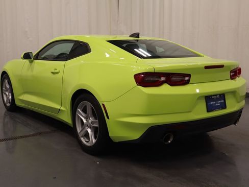Used 2019 Chevrolet Camaro LT RWD image 8
