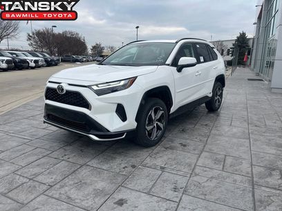 New 2025 Toyota RAV4 SE w/ Weather & Moonroof Package