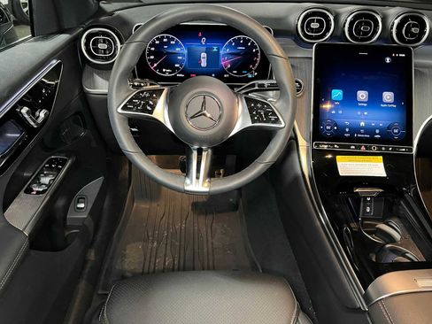 Certified 2026 Mercedes-Benz GLC 300 4MATIC image 39