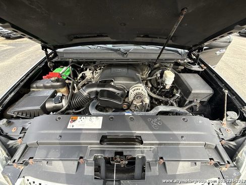 Used 2012 GMC Yukon Denali AWD/4WD image 11